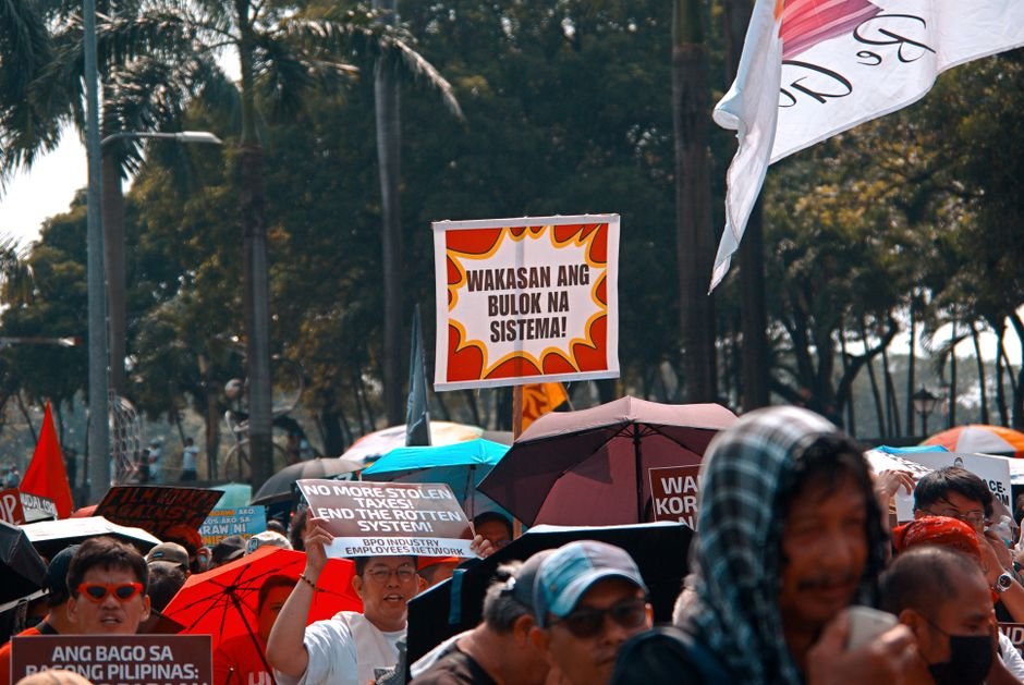 Como Criar um Sistema de Revisão Mensal que Impulsione Sua Produtividade e Clareza nas Tarefas