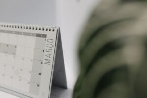 Como Criar um Cronograma Eficiente para Seus Dias e Aumentar Sua Produtividade